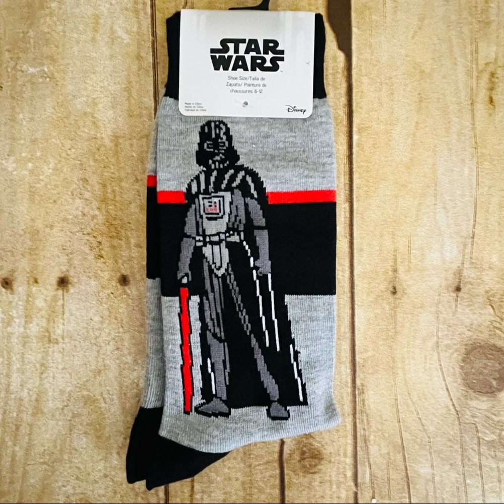 Star Wars Darth Vader Dark Side Grey Men's Crew Socks (1 pair)